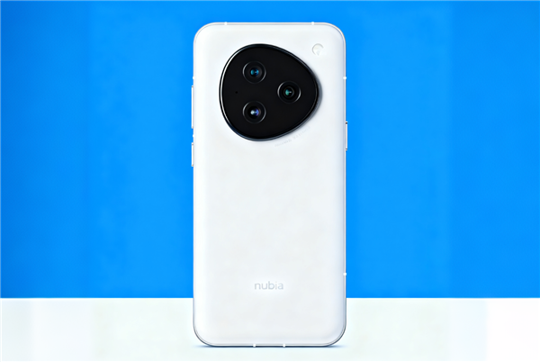 豆包手机助手宣布调整AI操作手机能力:限制金融类、游戏类应用场景